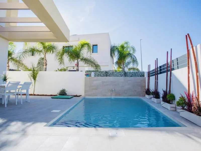 Detached villa with private pool