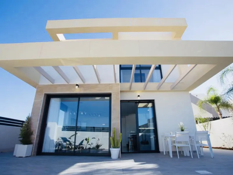 Detached villa with private pool