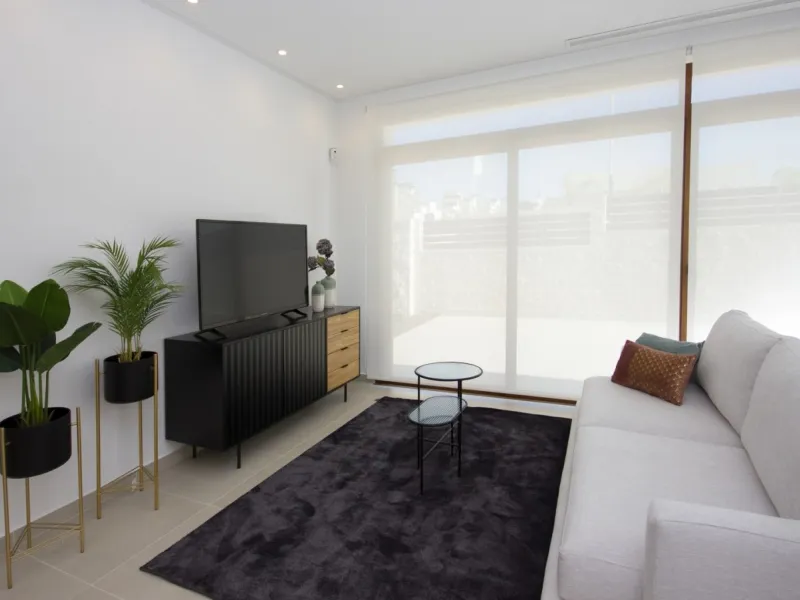 BRAND NEW VILLAS IN CIUDAD QUESADA !!!