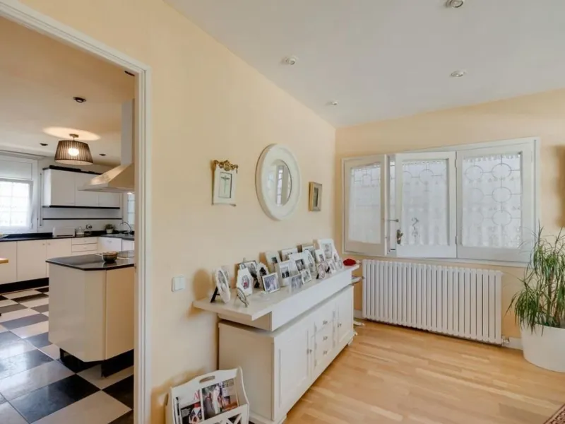 Spacious and bright house with garden in Valldoreix, Sant Cugat del Valles
