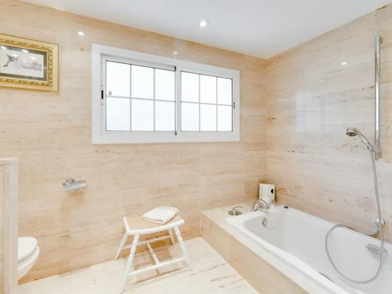 Spacious and bright house with garden in Valldoreix, Sant Cugat del Valles