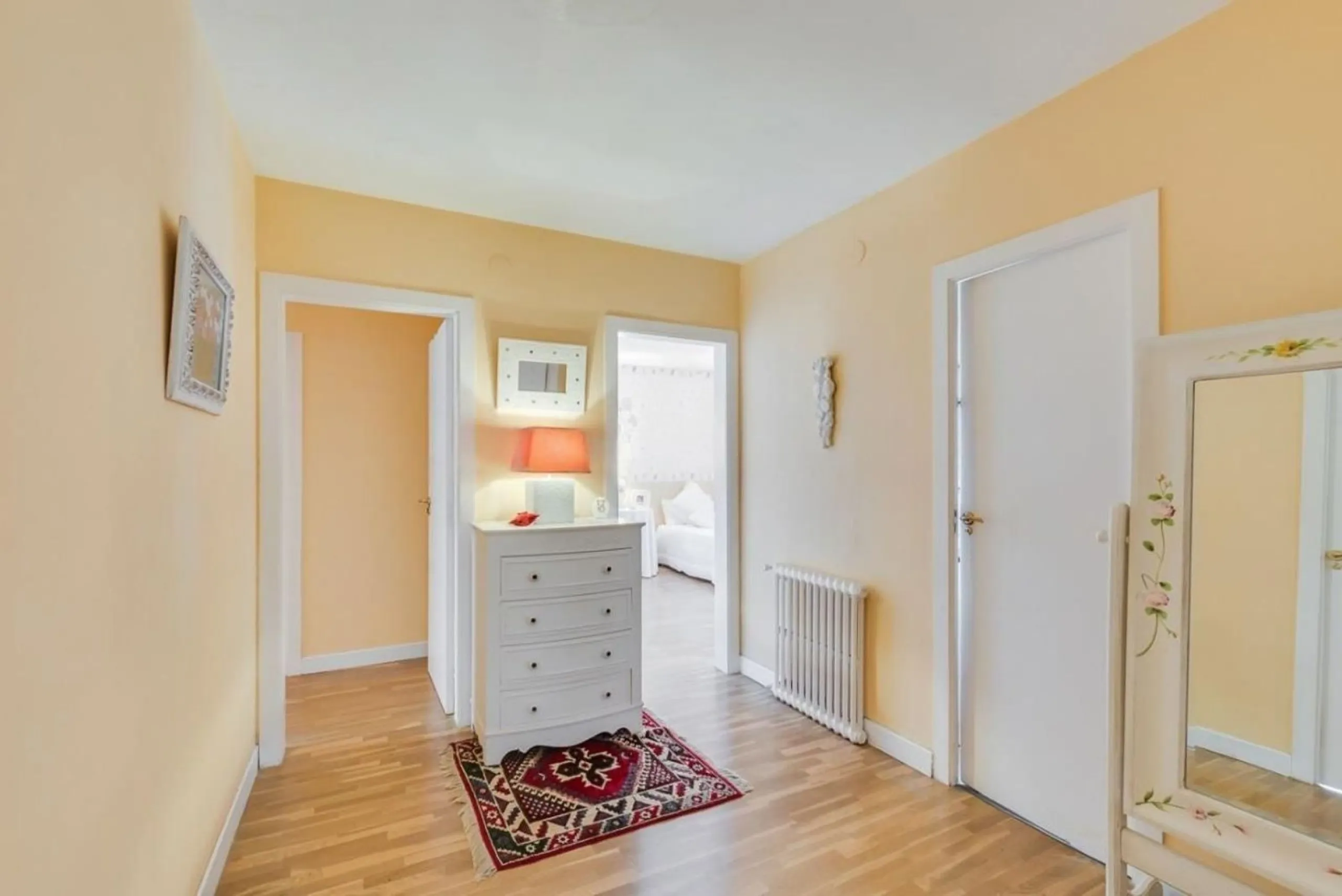 Spacious and bright house with garden in Valldoreix, Sant Cugat del Valles