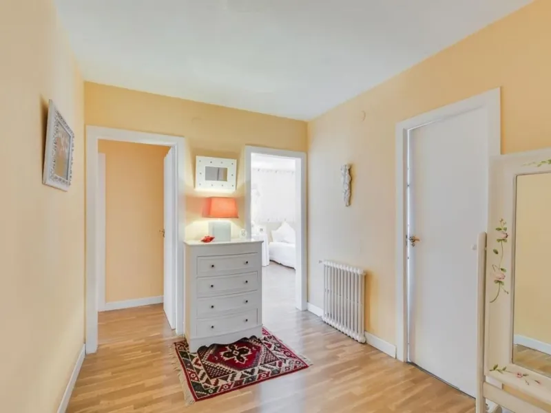 Spacious and bright house with garden in Valldoreix, Sant Cugat del Valles