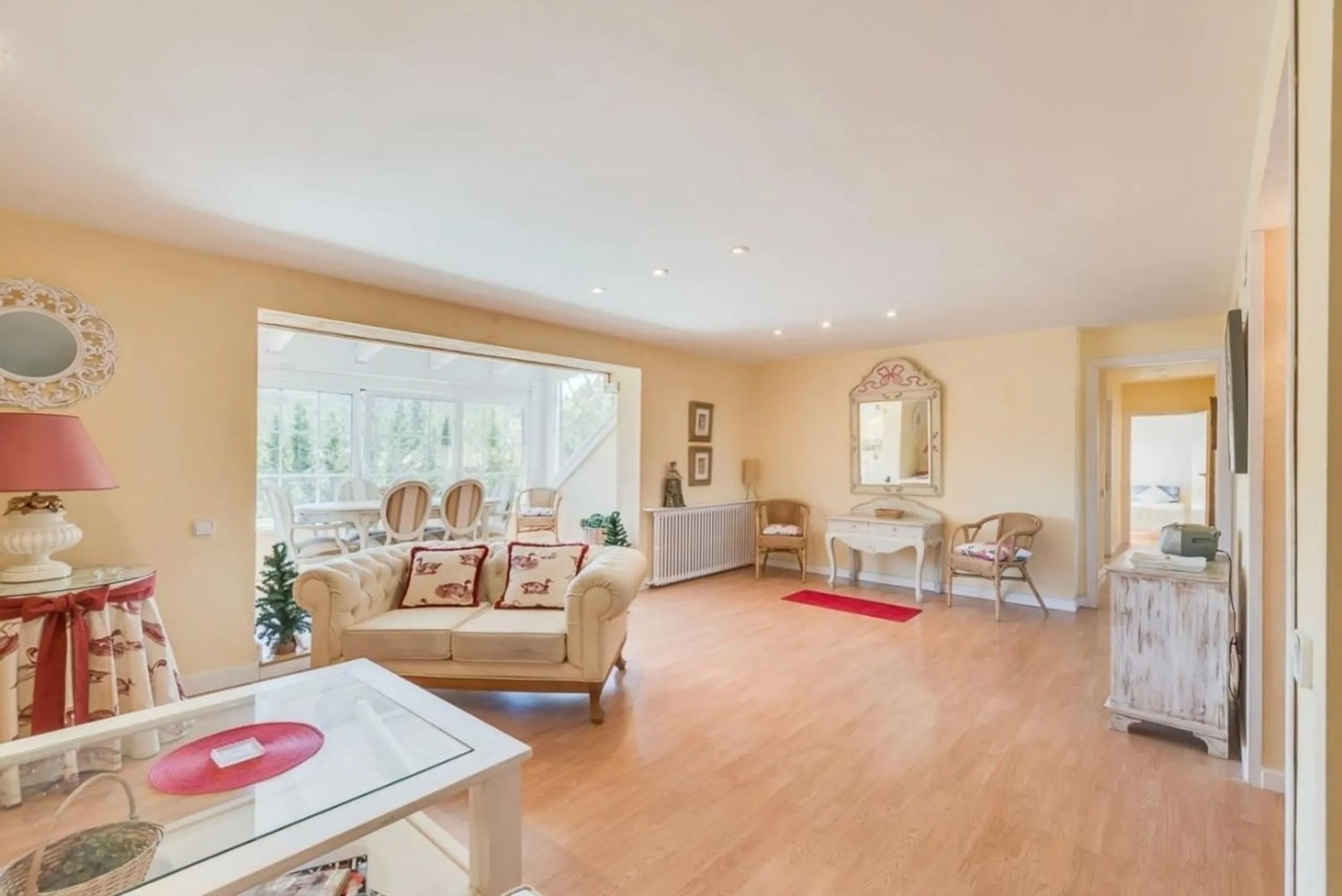 Spacious and bright house with garden in Valldoreix, Sant Cugat del Valles