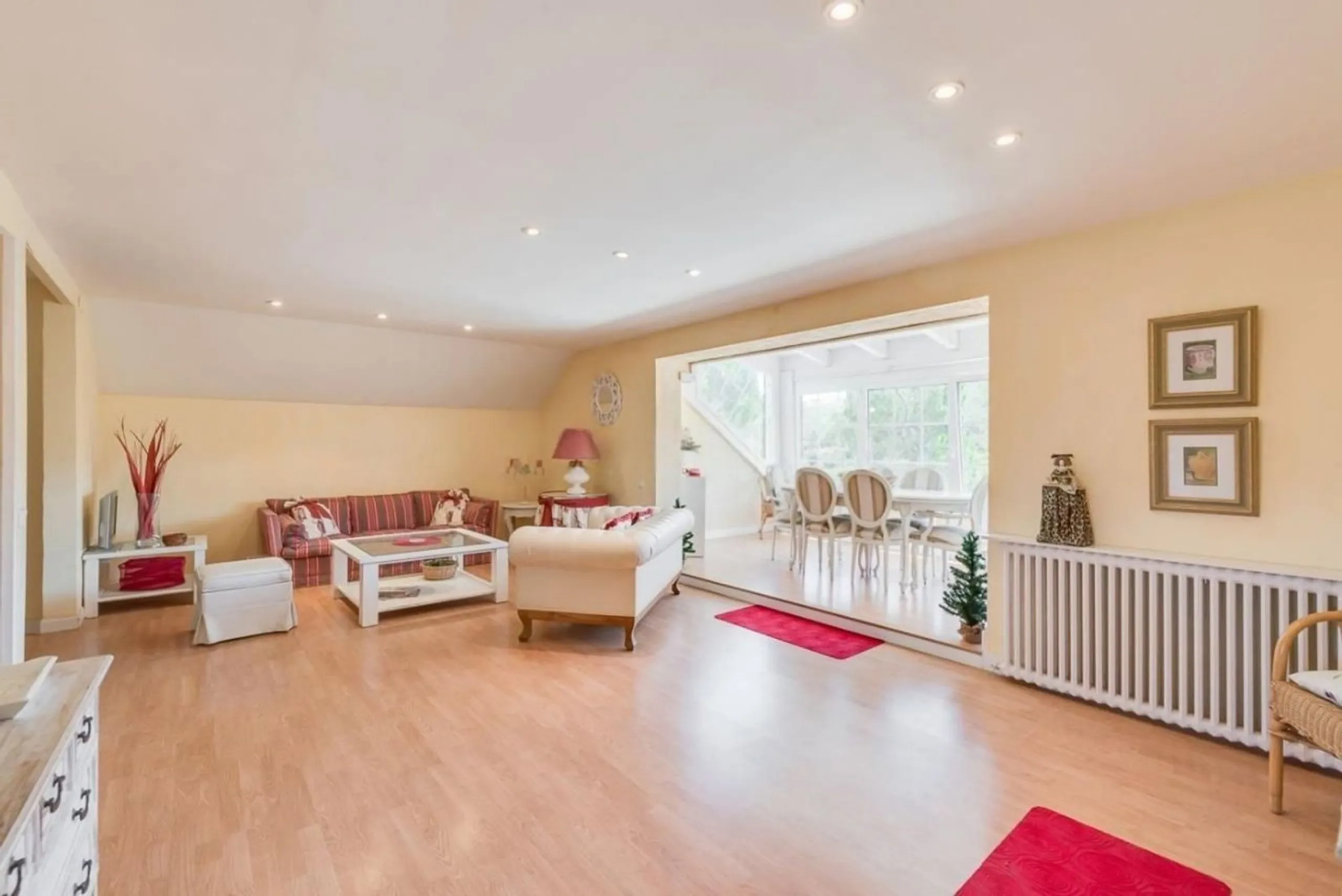 Spacious and bright house with garden in Valldoreix, Sant Cugat del Valles