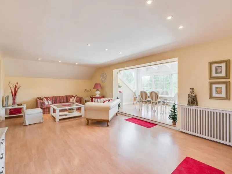 Spacious and bright house with garden in Valldoreix, Sant Cugat del Valles