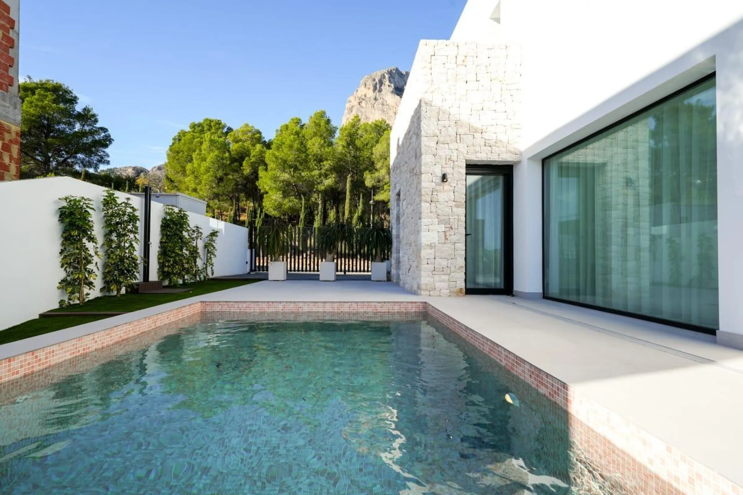Villas independientes con vistas al mar