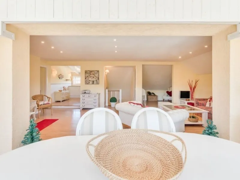 Spacious and bright house with garden in Valldoreix, Sant Cugat del Valles
