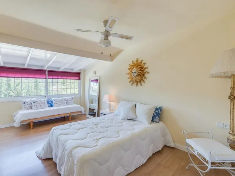 Spacious and bright house with garden in Valldoreix, Sant Cugat del Valles