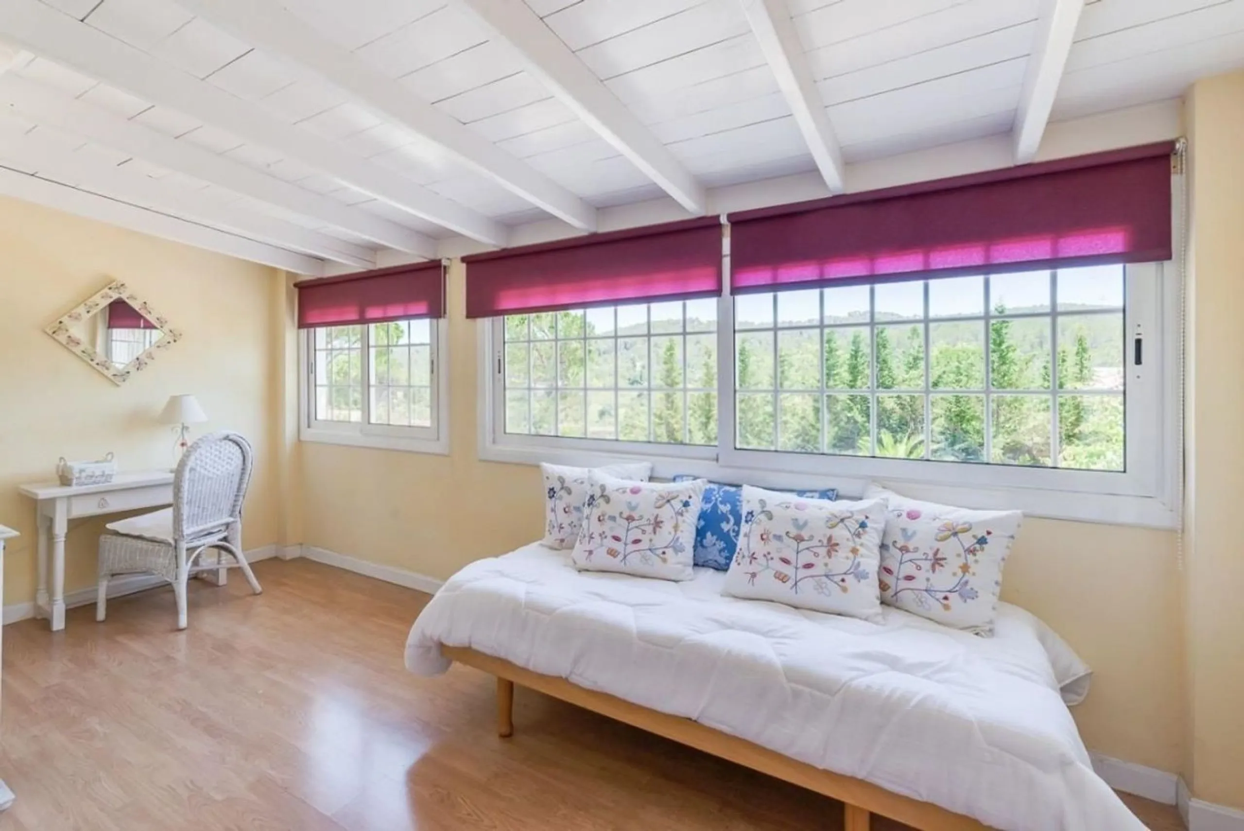 Spacious and bright house with garden in Valldoreix, Sant Cugat del Valles