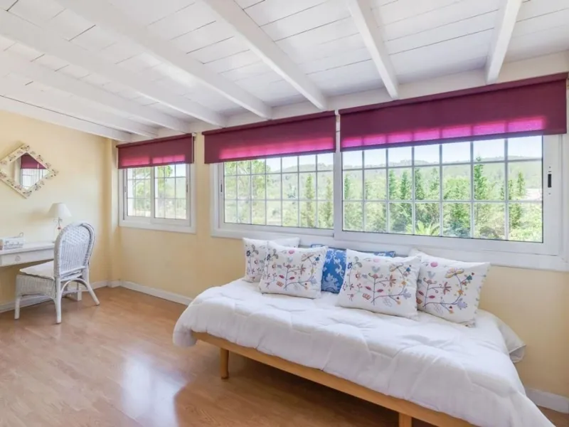 Spacious and bright house with garden in Valldoreix, Sant Cugat del Valles