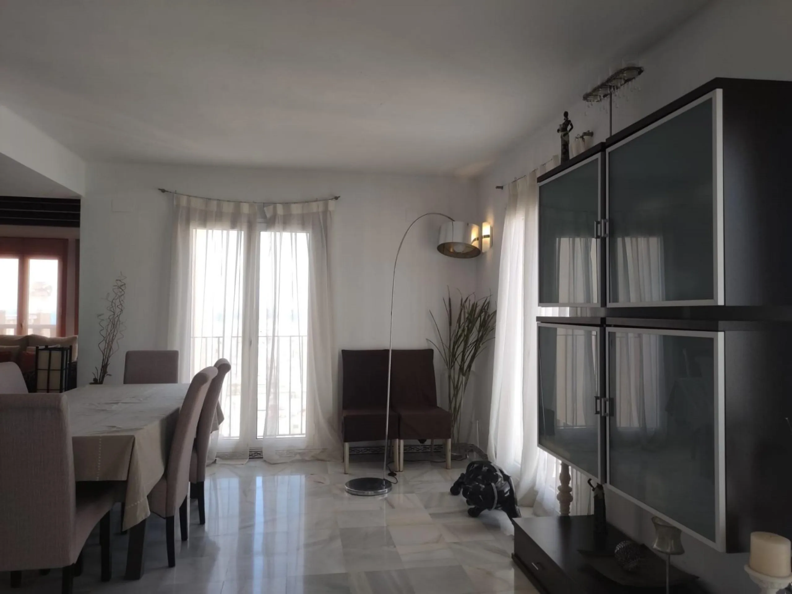 Ático duplex con vistas al mar en Torrevieja.