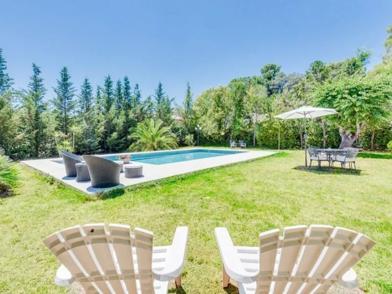 Spacious and bright house with garden in Valldoreix, Sant Cugat del Valles