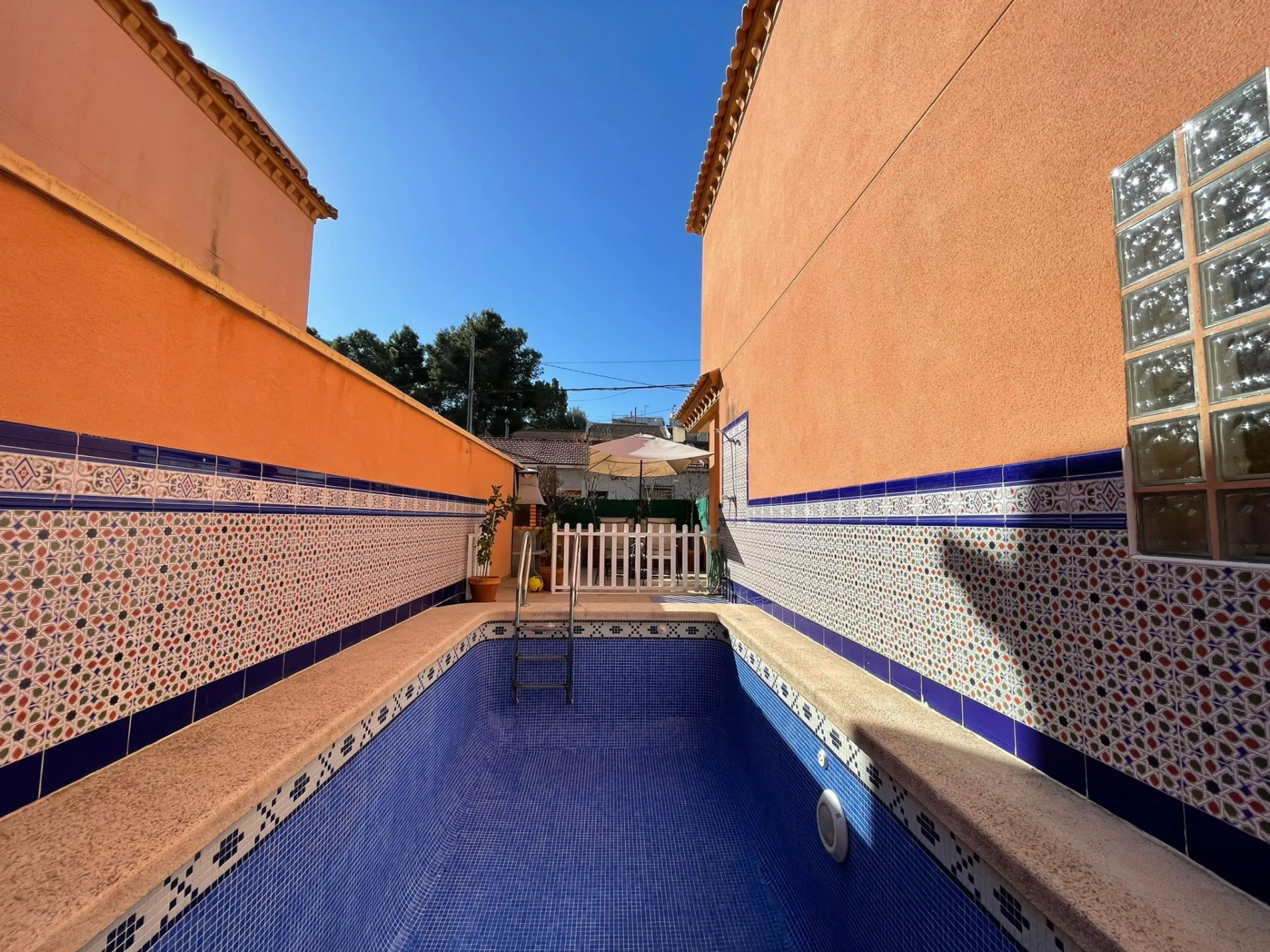 House 272 m² (133 m² built) in Bigastro, Alicante