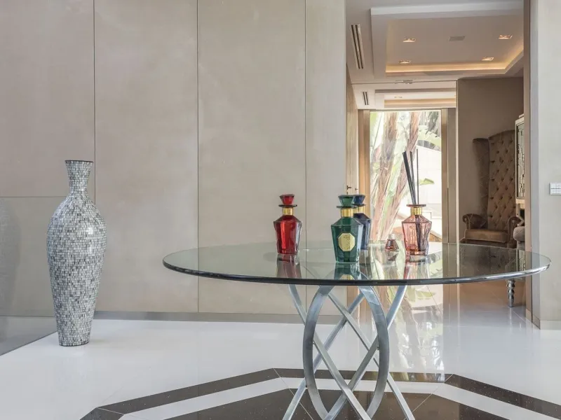 Luxury villa with sea and mountain views in Sitges
