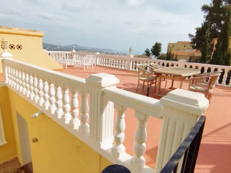 Exclusive villa in Calpe with panoramic views 🌅 and great investment opportunity 💼