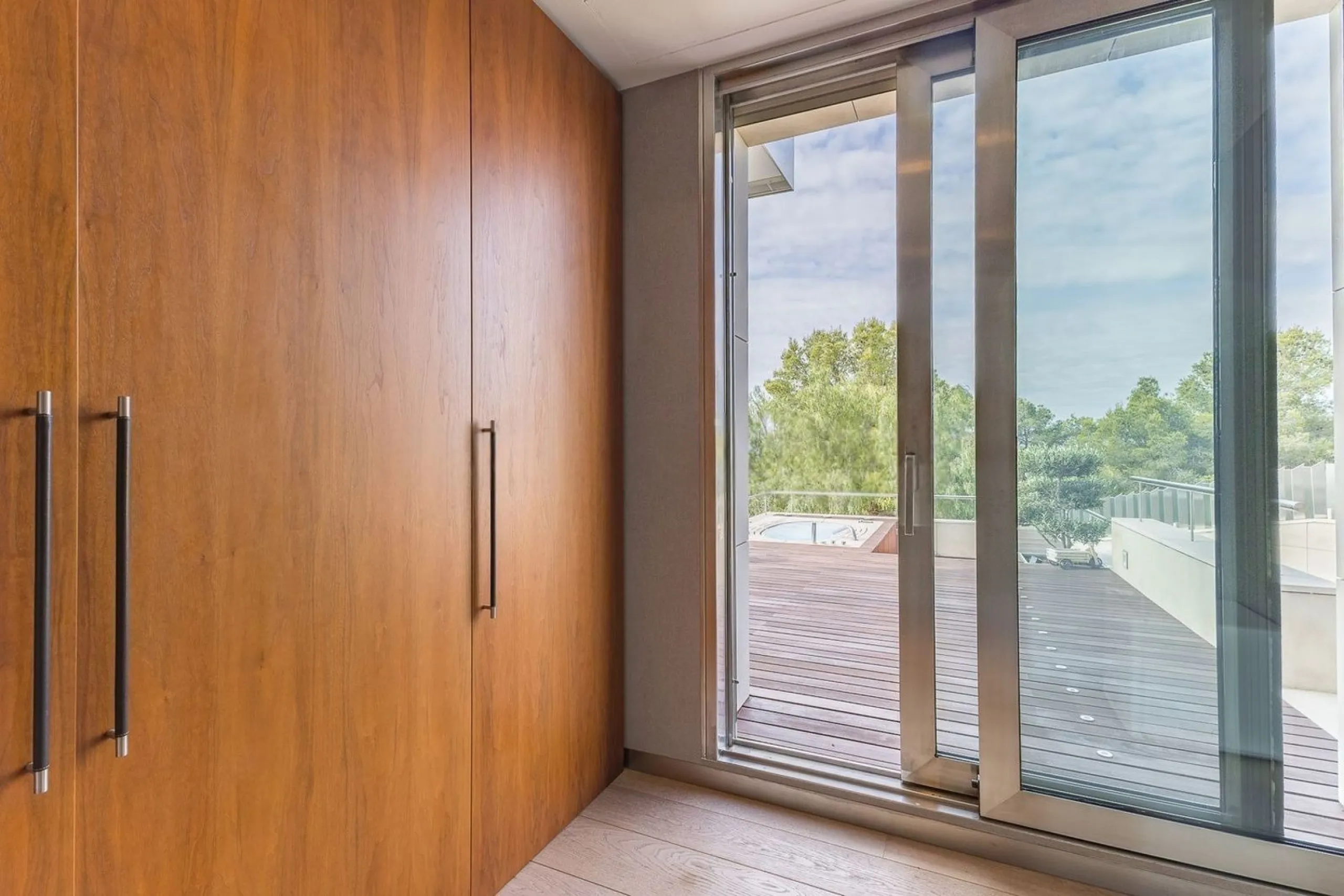 Luxury villa with sea and mountain views in Sitges
