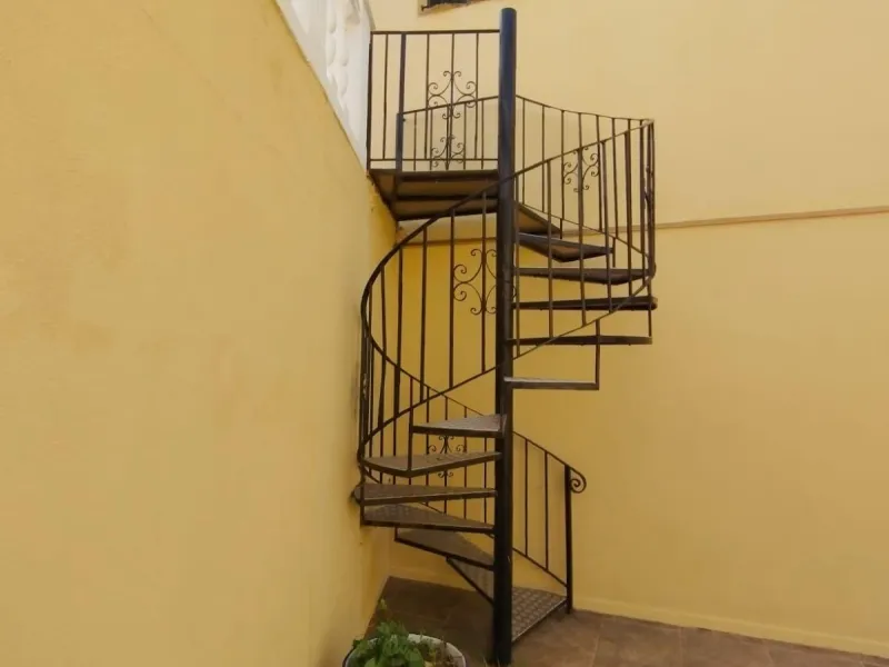 Exclusive villa in Calpe with panoramic views 🌅 and great investment opportunity 💼