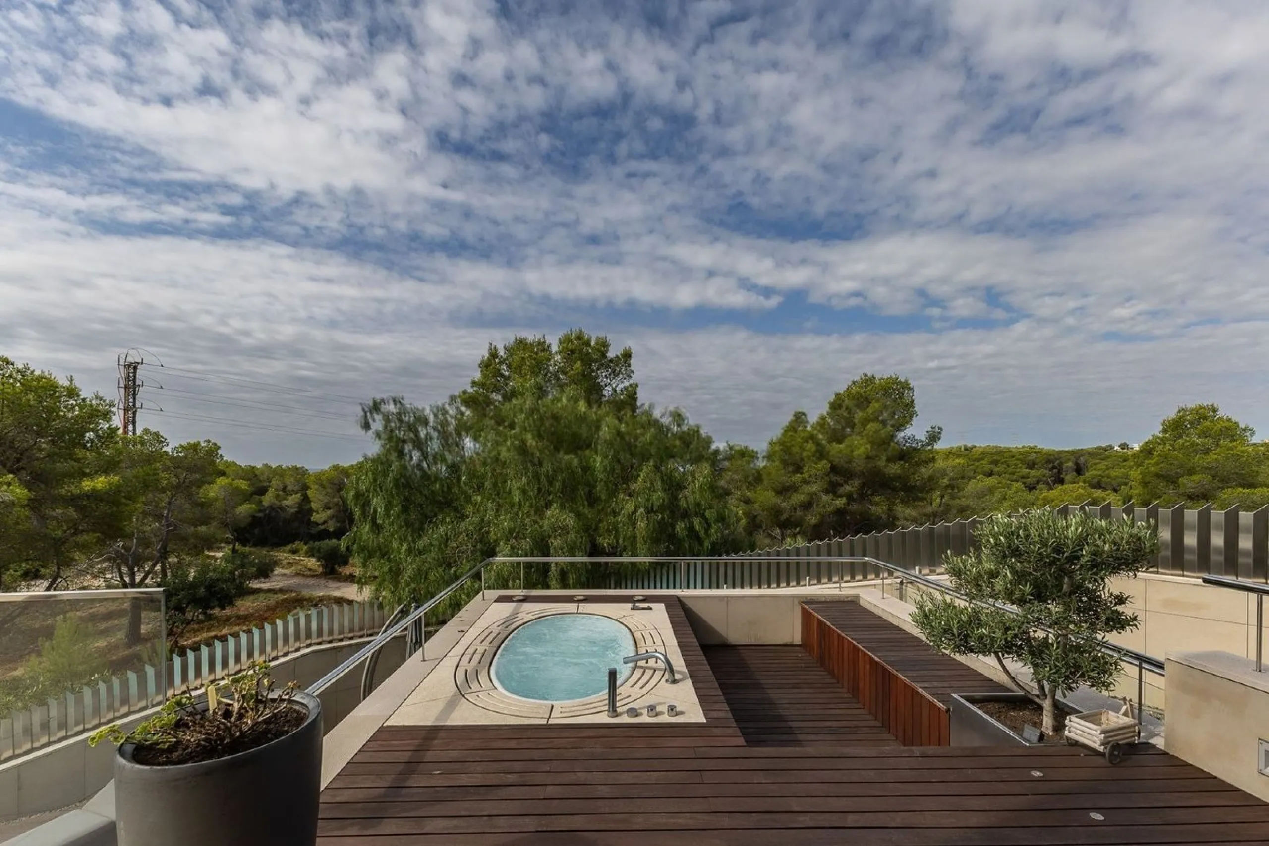 Luxury villa with sea and mountain views in Sitges
