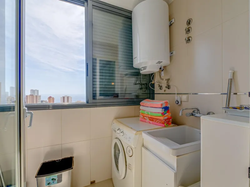 Bright apartment with amazing sea views