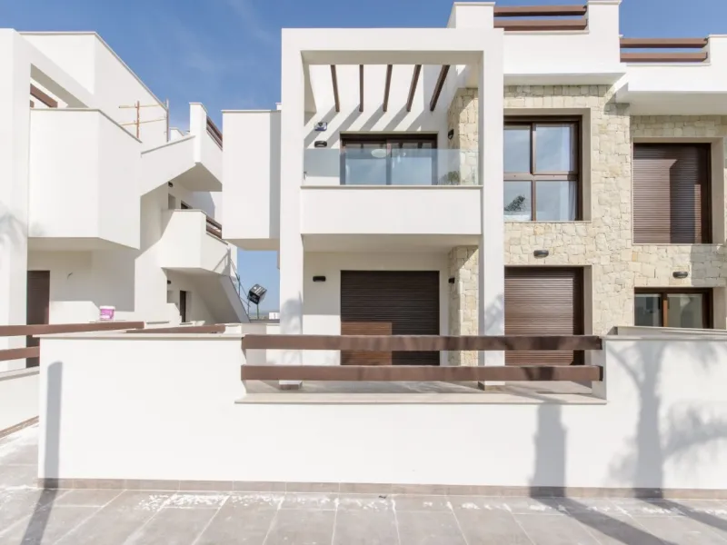 RESIDENCIAL DE OBRA NUEVA DE BUNGALOWS EN LOS BALCONES, TORREVIEJA