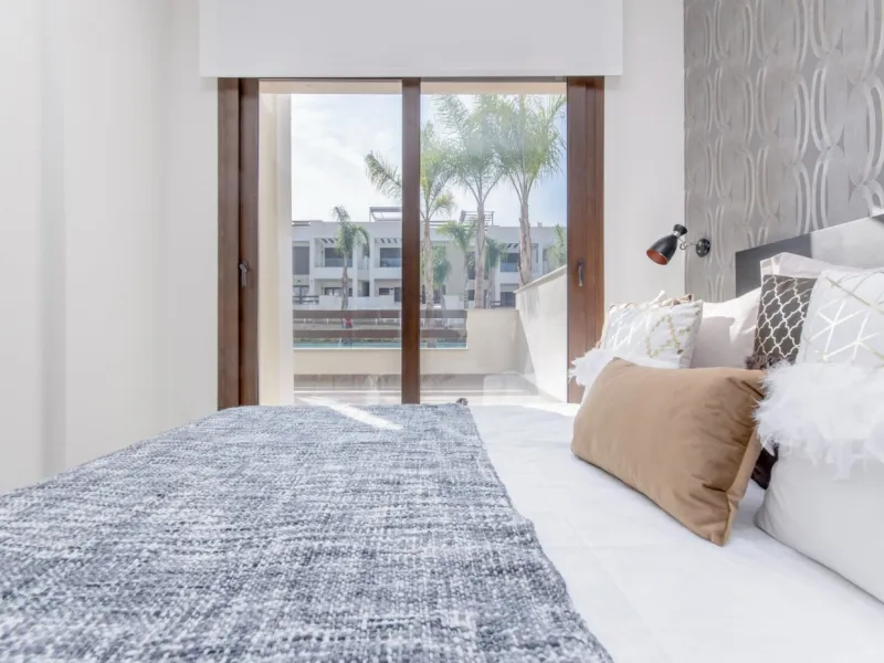NEW BUILD RESIDENTIAL OF BUNGALOW APARTMENTS IN LOS BALCONES, TORREVIEJA