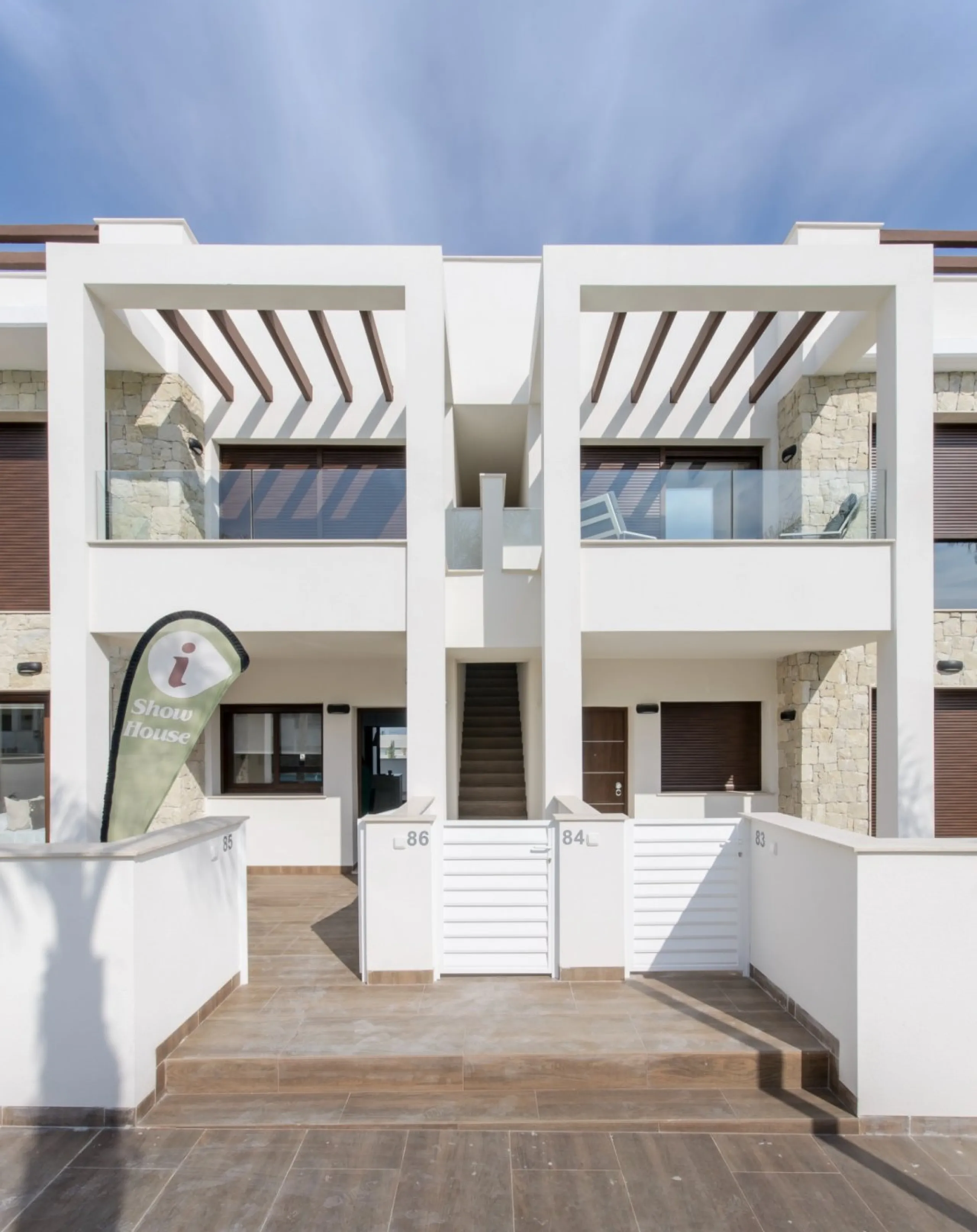 NEW BUILD RESIDENTIAL OF BUNGALOW APARTMENTS IN LOS BALCONES, TORREVIEJA