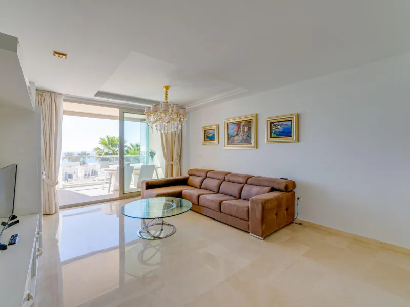 Magnifico apartamento frente el mar