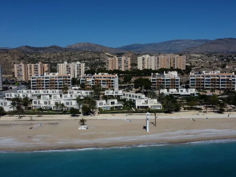 Magnifico apartamento frente el mar