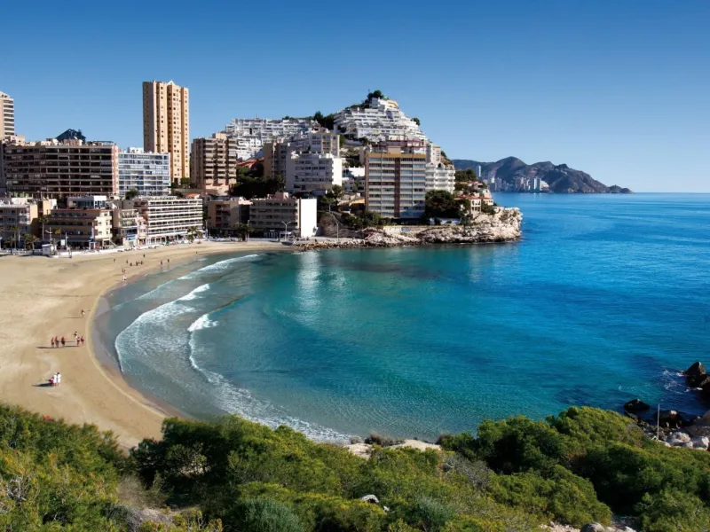 New apartments and townhouses with sea views
