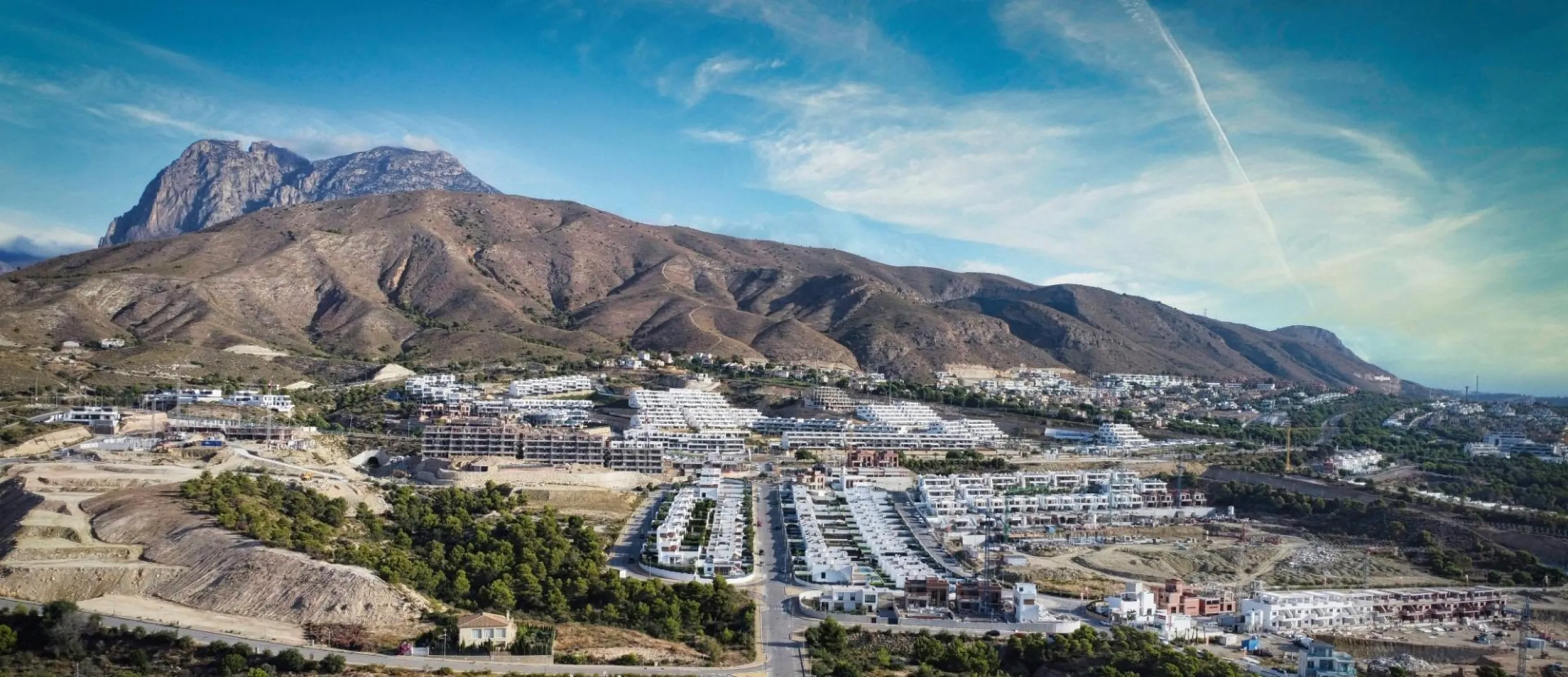 Last 3 homes available at BREEZE, Balcón de Finestrat! 🌴