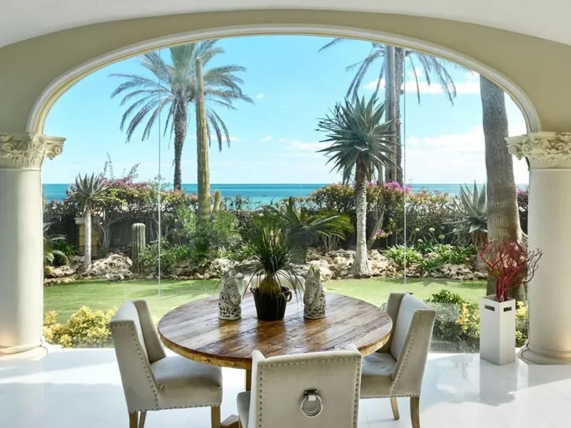 Villa histórica y exclusiva frente al mar en Sitges