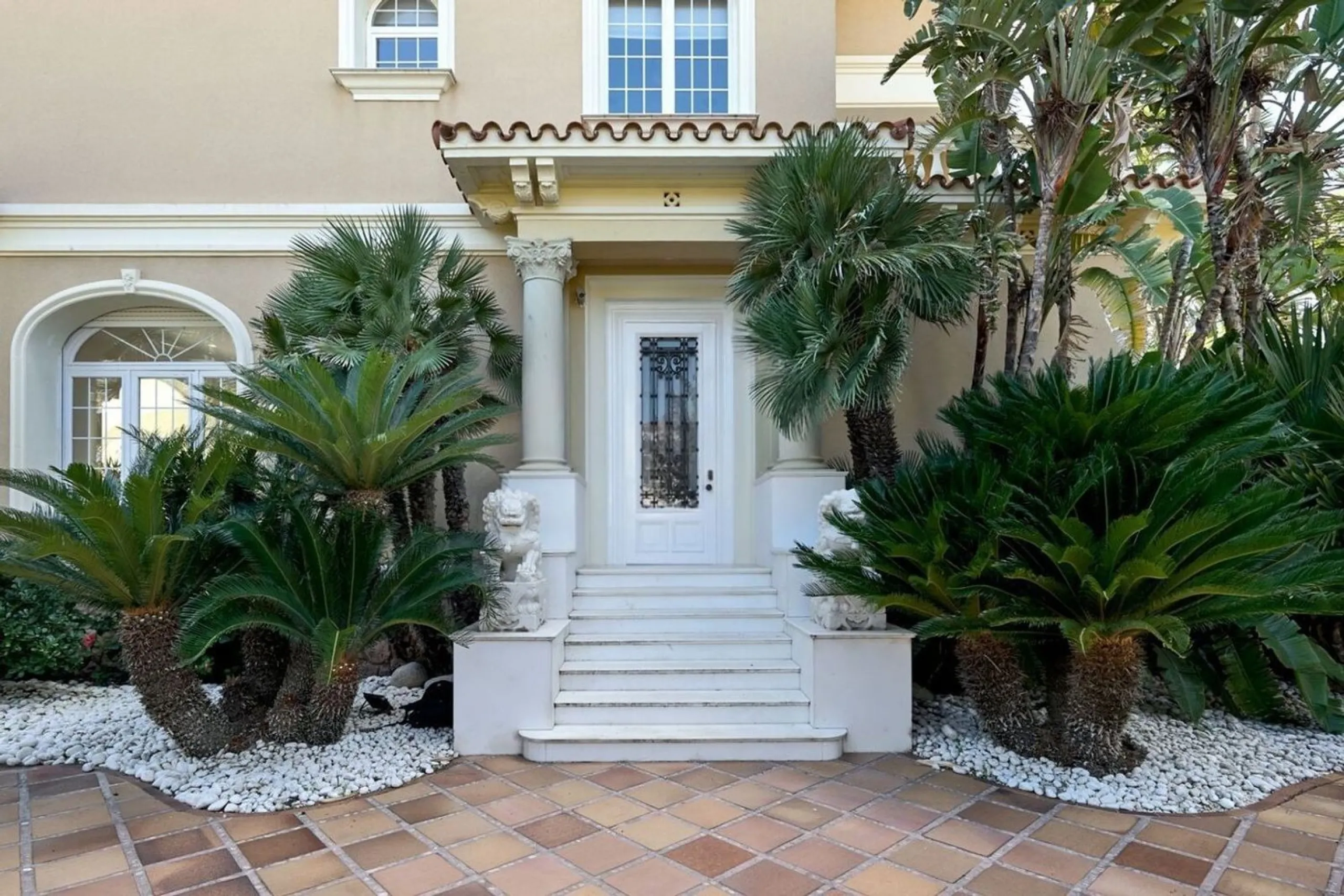 Villa histórica y exclusiva frente al mar en Sitges