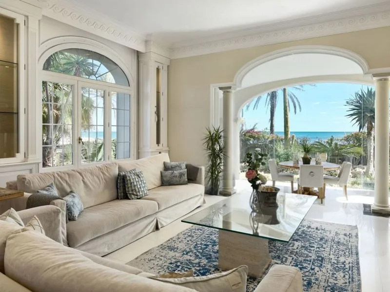 Villa histórica y exclusiva frente al mar en Sitges