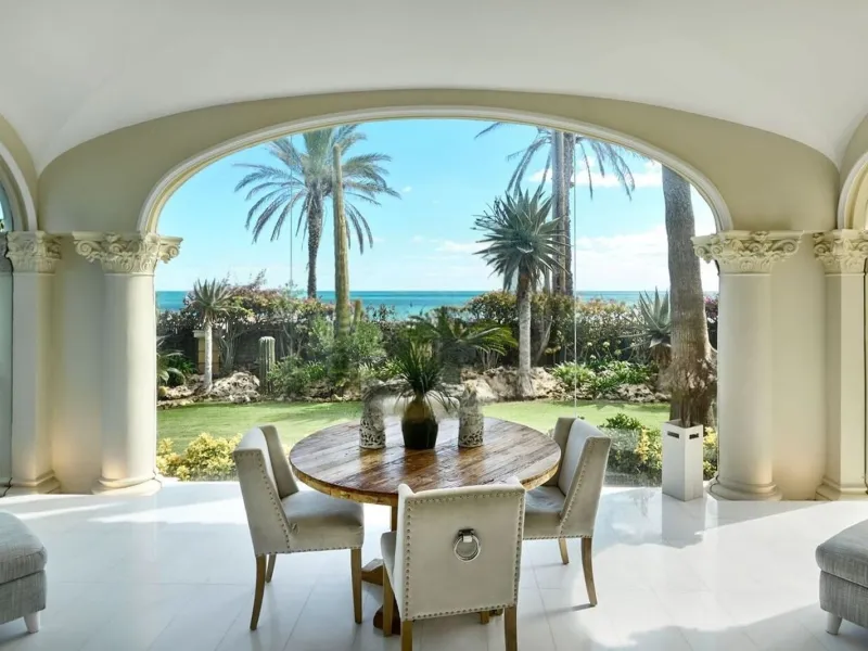 Villa histórica y exclusiva frente al mar en Sitges