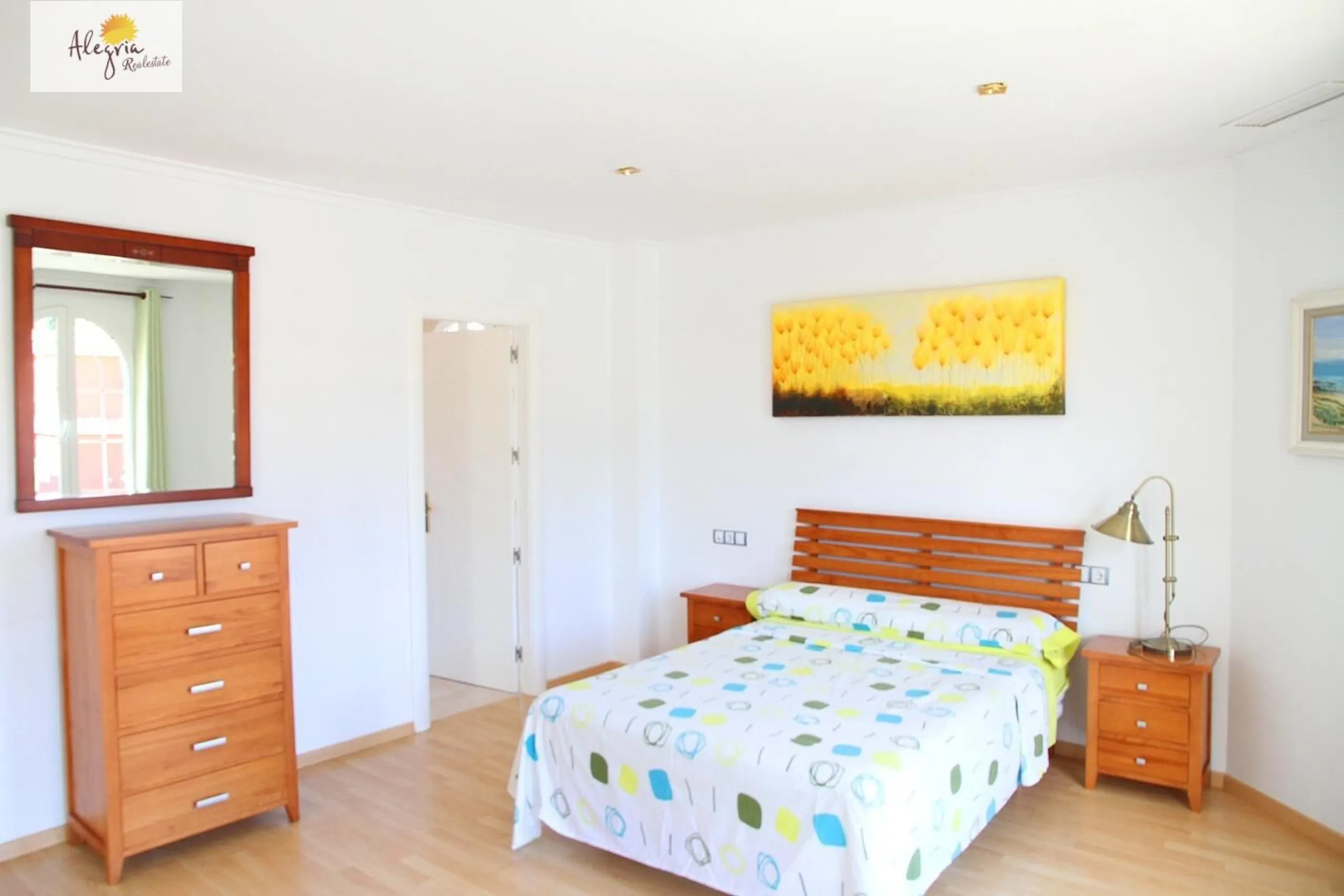 Detached villa for sale in Montesol
