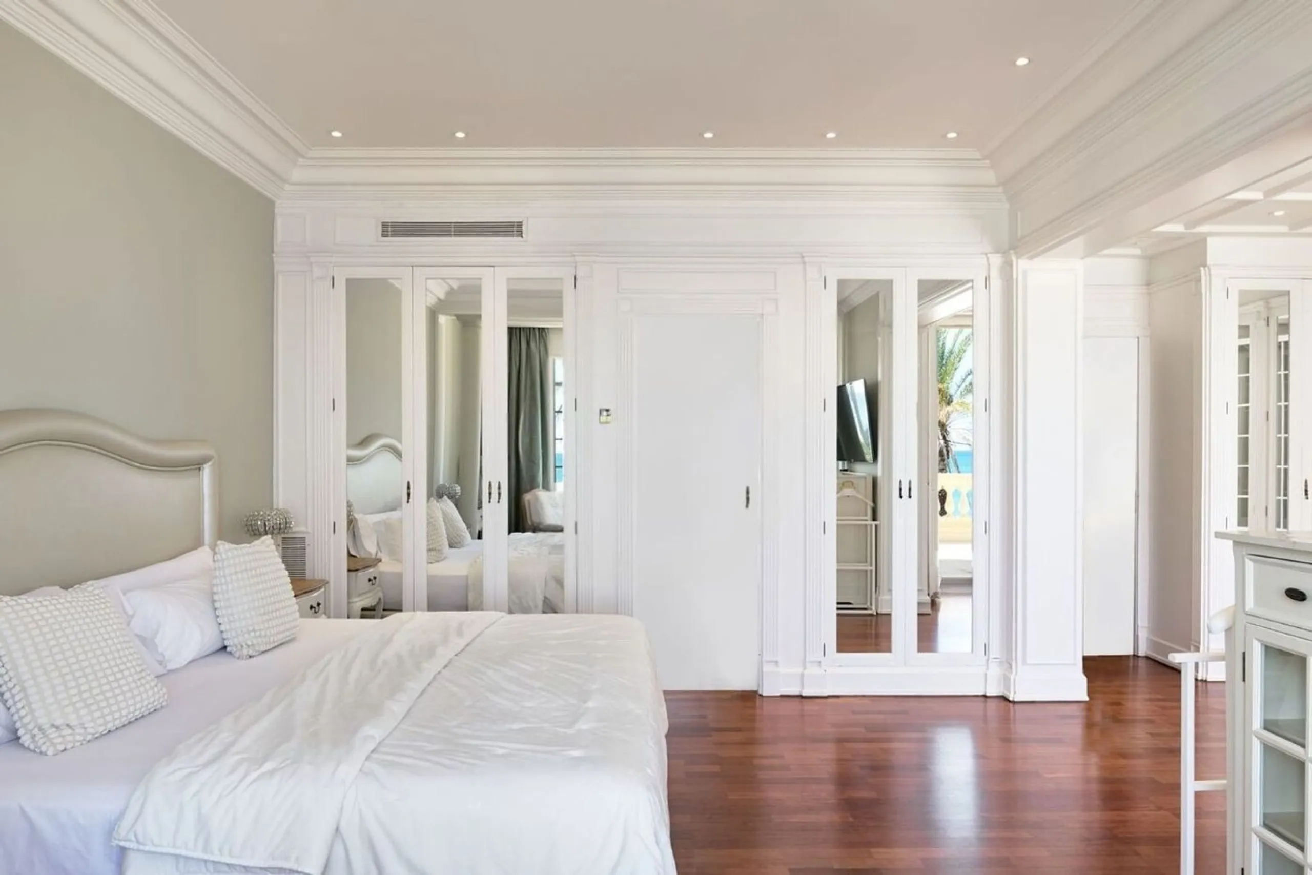 Villa histórica y exclusiva frente al mar en Sitges