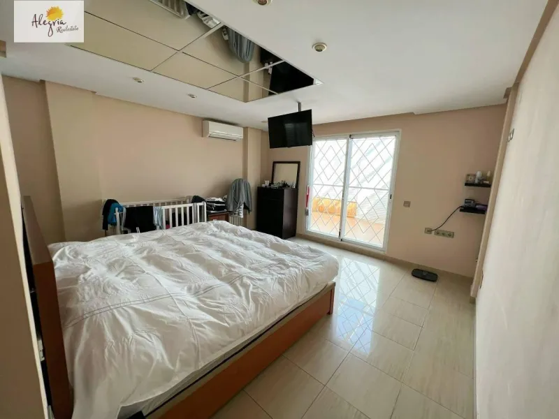 LUXURY VILLA IN VALENCIA