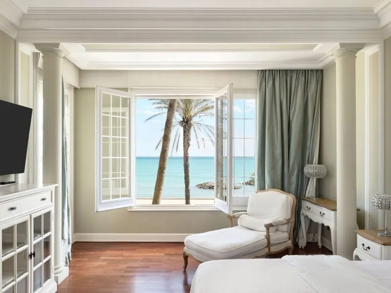 Villa histórica y exclusiva frente al mar en Sitges