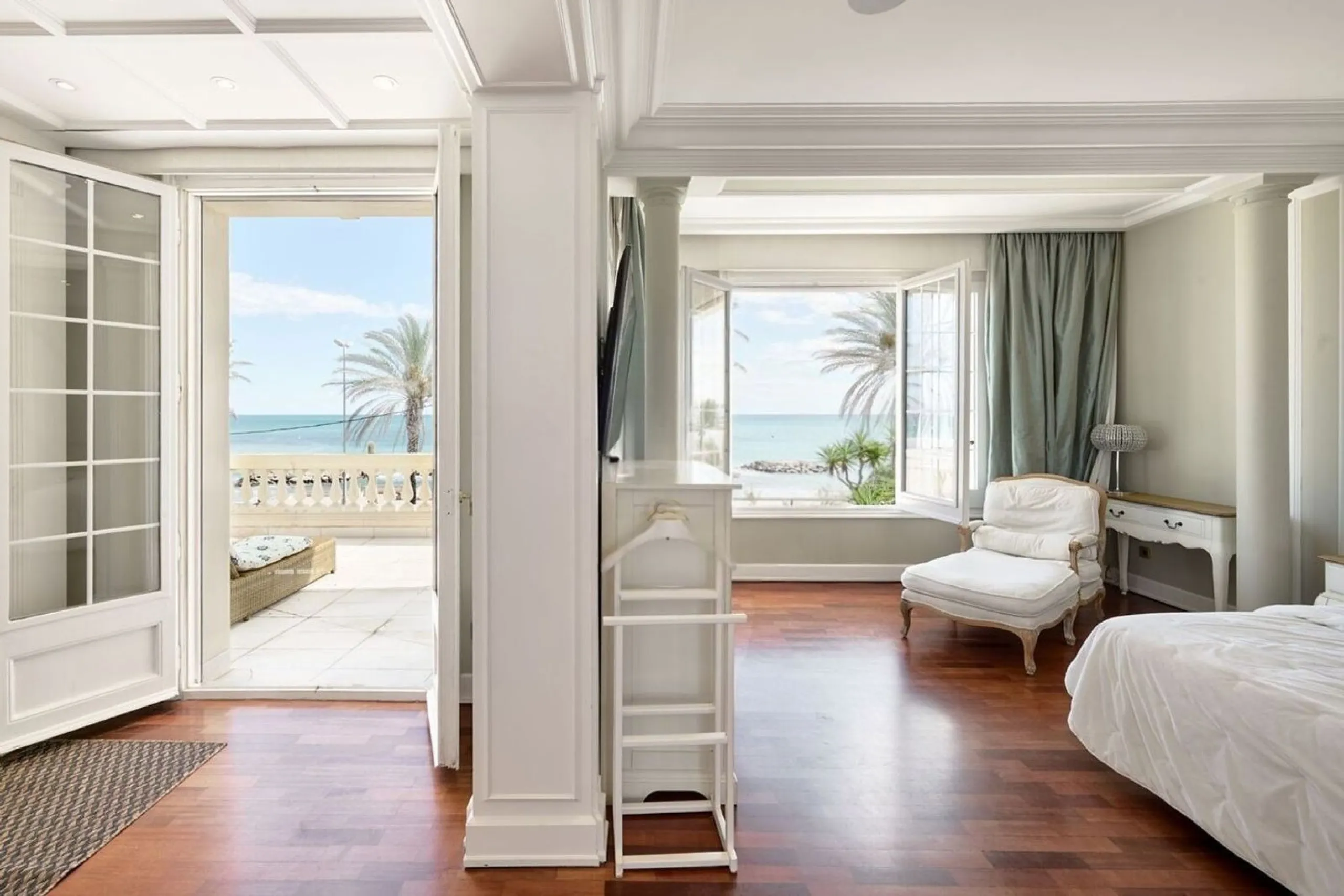 Villa histórica y exclusiva frente al mar en Sitges