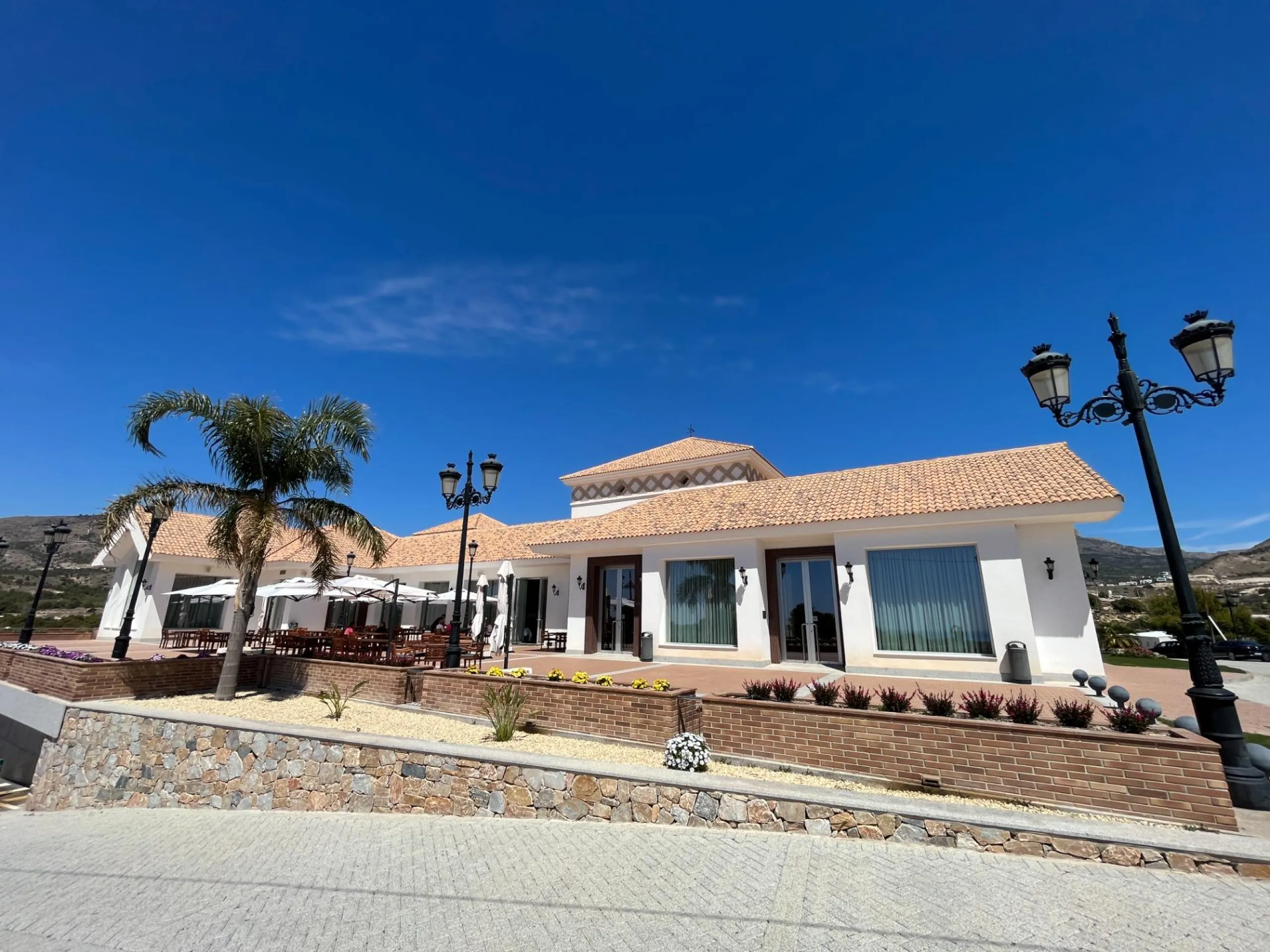Parcela edificable junto a Puig Campana Golf