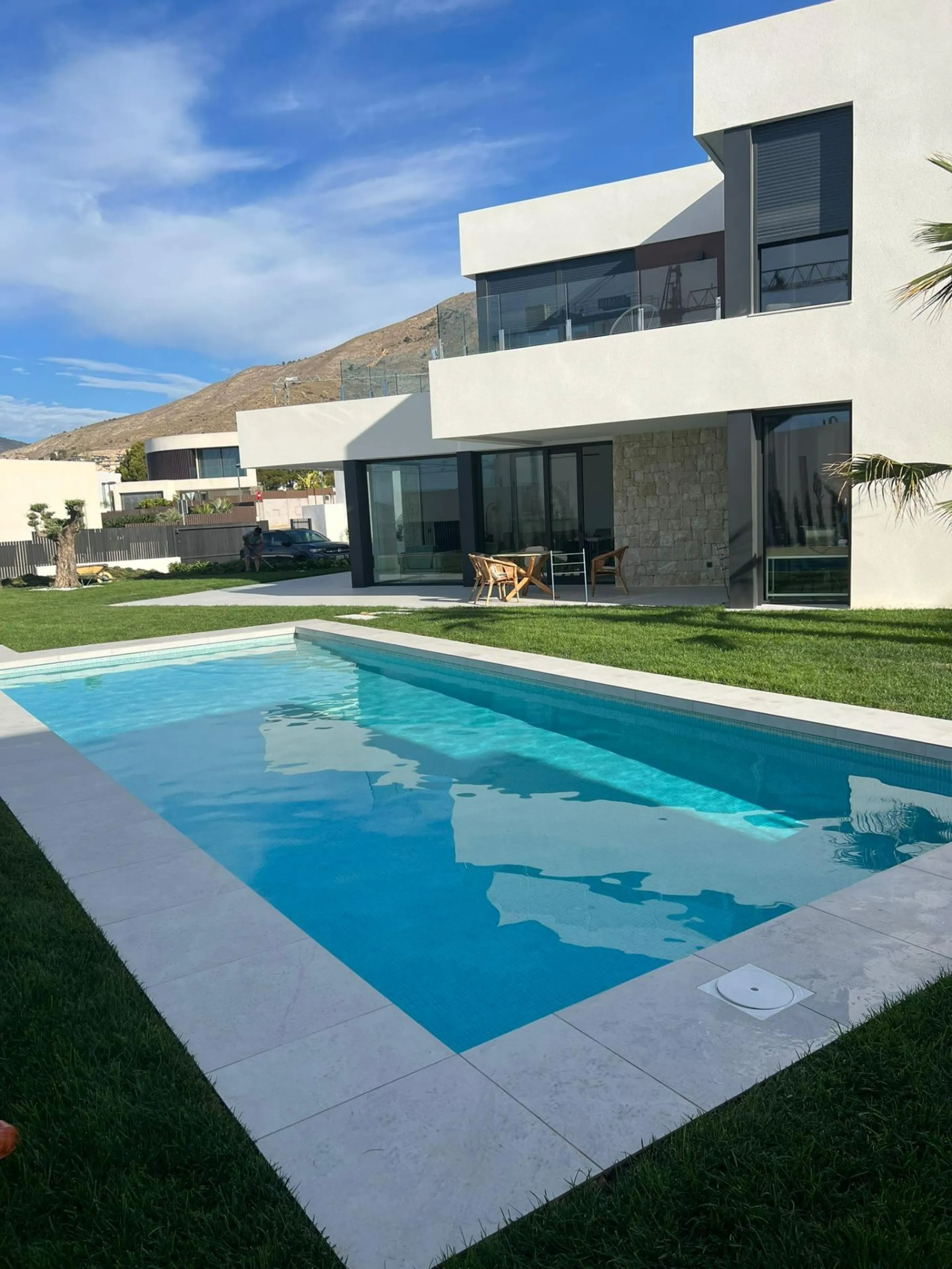 VILLA AVAILABLE FOR LONG-TERM RENTAL FROM 1 SEPTEMBER