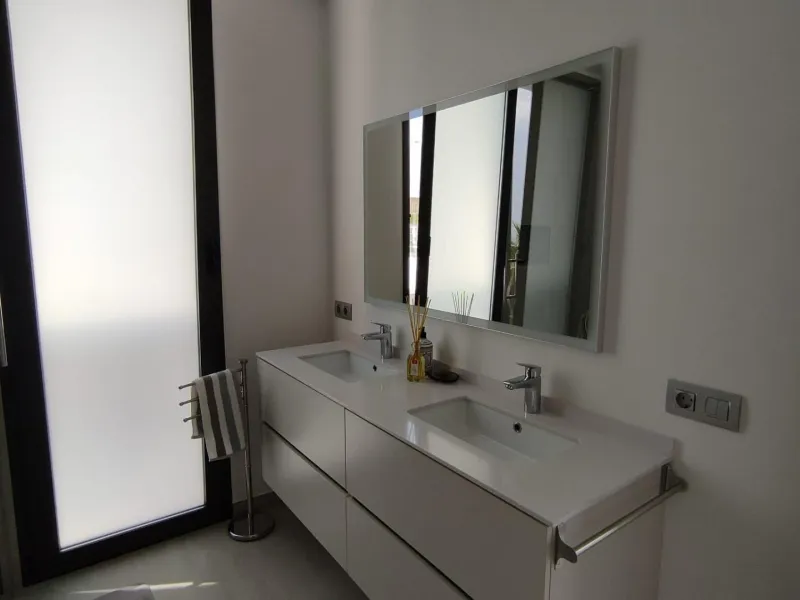 VILLA AVAILABLE FOR LONG-TERM RENTAL FROM 1 SEPTEMBER