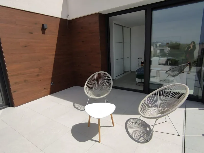 VILLA AVAILABLE FOR LONG-TERM RENTAL FROM 1 SEPTEMBER