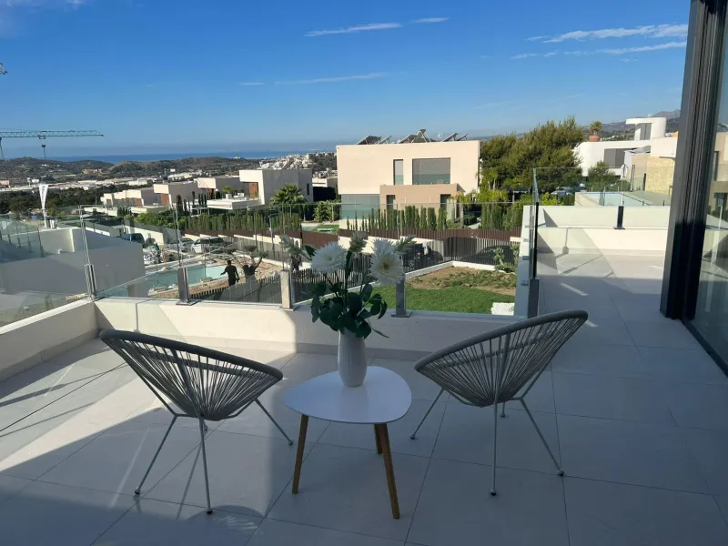 VILLA AVAILABLE FOR LONG-TERM RENTAL FROM 1 SEPTEMBER