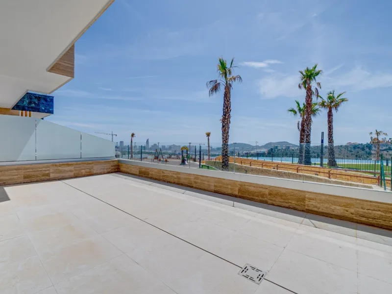 New spacious duplex in Finestrat.