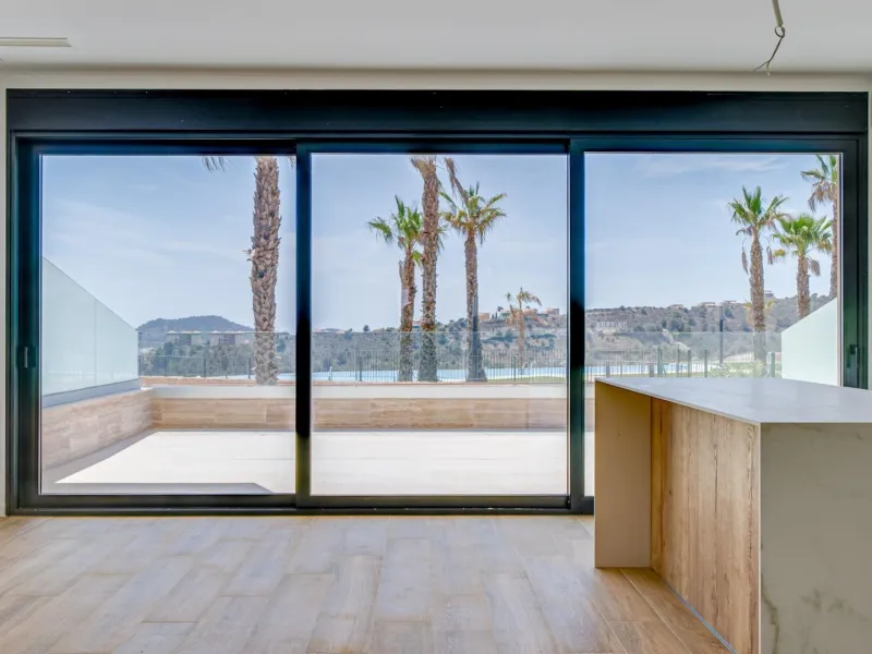 New spacious duplex in Finestrat.