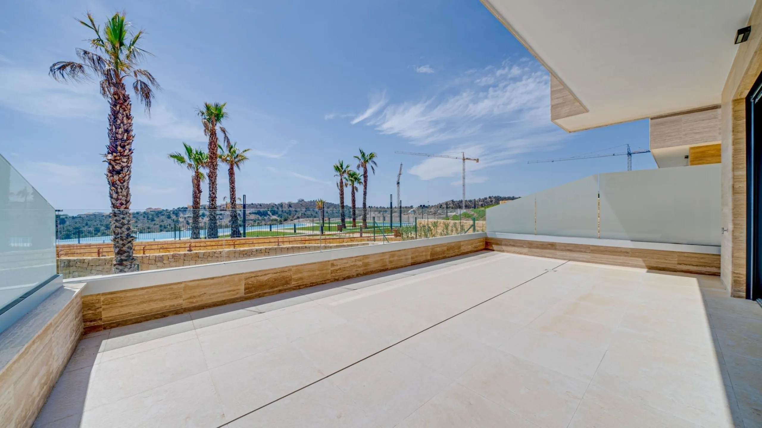 New spacious duplex in Finestrat.