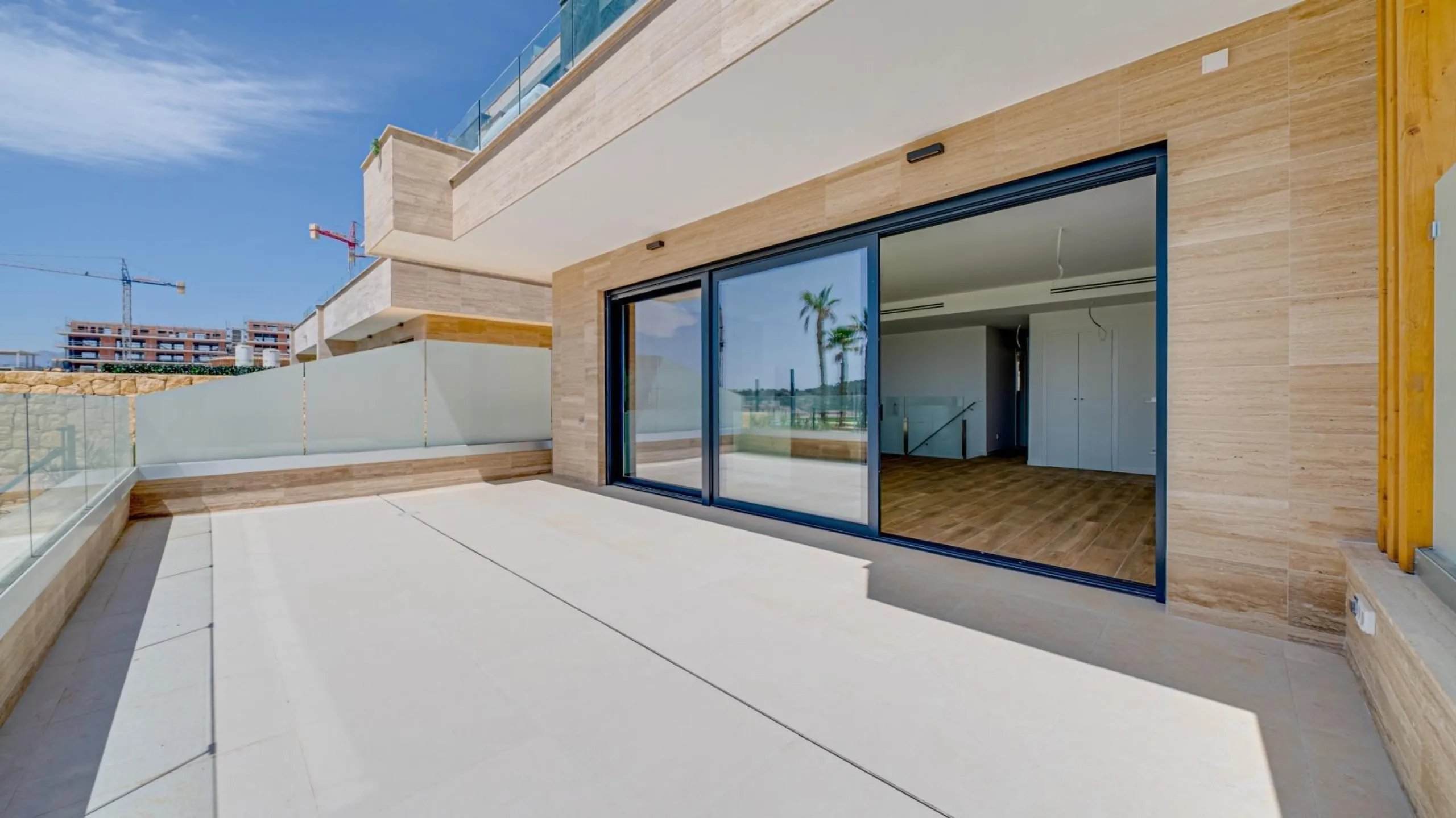 New spacious duplex in Finestrat.