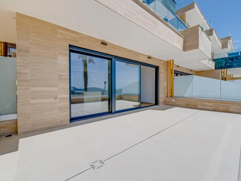 New spacious duplex in Finestrat.